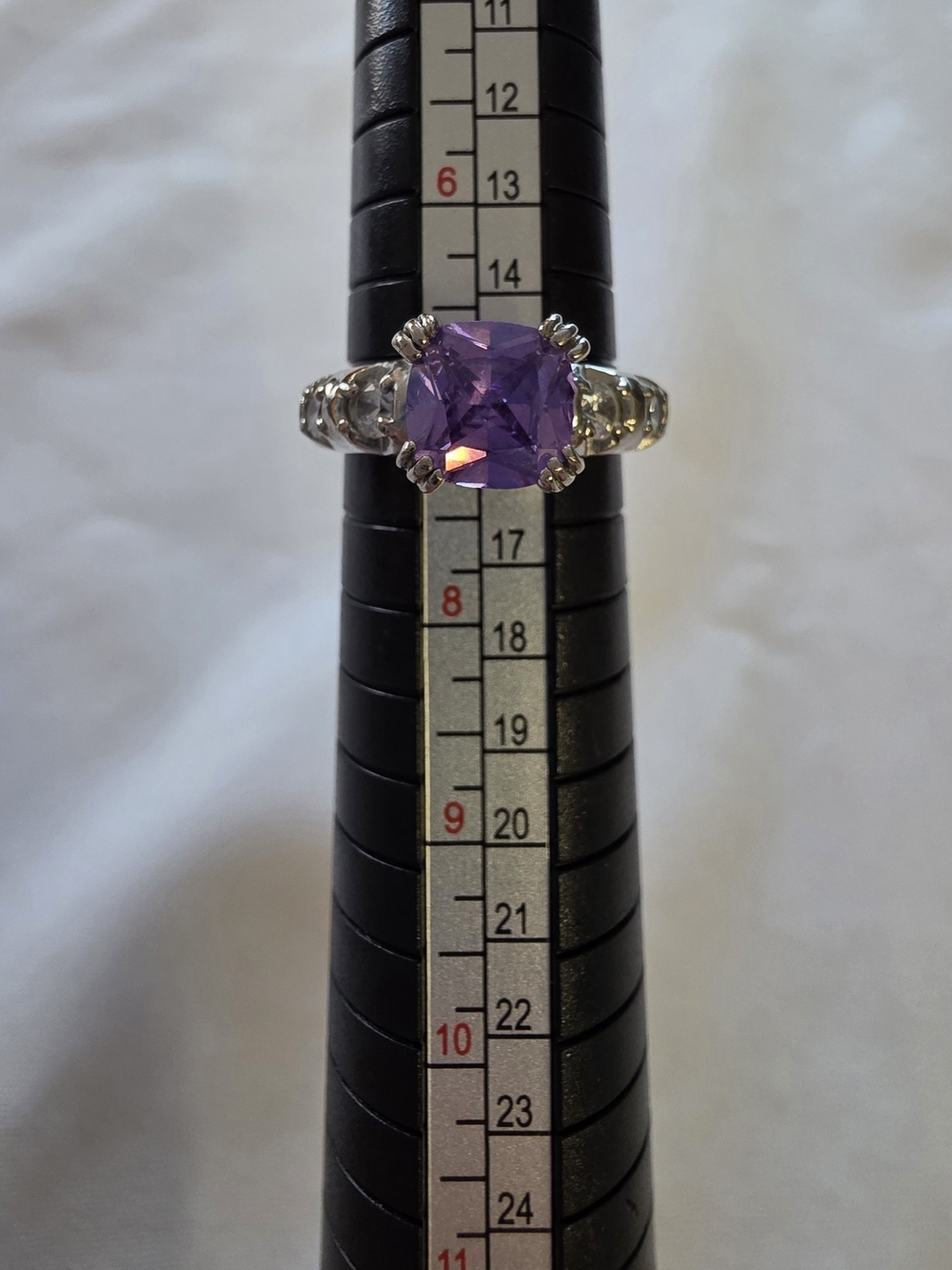 Silver Tone Purple Halo Ring with Accent Stones Size 7